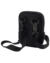 Załaduj obraz do przeglądarki galerii, ELLESSE TEMPLETON SMALL ITEM BAG BLACK MONO SASZETKA