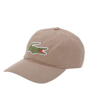 Załaduj obraz do przeglądarki galerii, LACOSTE GABARDINE CAP BEIGE CZAPKA Z DASZKIEM