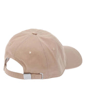Załaduj obraz do przeglądarki galerii, LACOSTE GABARDINE CAP BEIGE CZAPKA Z DASZKIEM