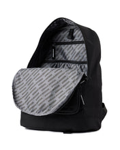 Załaduj obraz do przeglądarki galerii, WEEKEND OFFENDER CLASSIC RUCKSACK BLACK PLECAK
