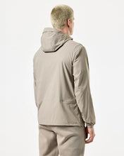 Załaduj obraz do przeglądarki galerii, WEEKEND OFFENDER GUADALAJARA WINDBREAKER JACKET BARK KURTKA