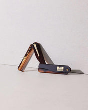 Načíst obrázek do prohlížeče Galerie, WEEKEND OFFENDER KENT COMB BROWN GRZEBIEŃ
