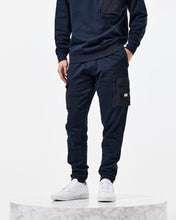 Załaduj obraz do przeglądarki galerii, WEEKEND OFFENDER LIPPI JOGGER PANTS NAVY SPODNIE
