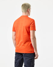 Załaduj obraz do przeglądarki galerii, WEEKEND OFFENDER MONO GRAPHIC LEO GREGORY PURE ORANGE T-SHIRT