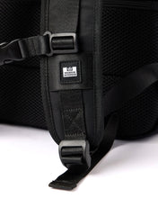 Load image into Gallery viewer, Weekend Offender Overnighter Bag Black plecak