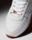 Načíst obrázek do prohlížeče Galerie, WEEKEND OFFENDER SHOELACE TAG GOLD ZAWIESZKI DO SZNURÓWEK