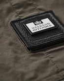 Načíst obrázek do prohlížeče Galerie, WEEKEND OFFENDER UPTOWN UTILITY SHORTS CASTLE GREEN SPODENKI