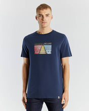 Załaduj obraz do przeglądarki galerii, PRETTY GREEN TERRACE PHOTO NAVY T-SHIRT
