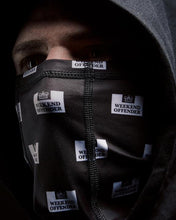 Załaduj obraz do przeglądarki galerii, WEEKEND OFFENDER NECK GAITER BLACK KOMIN