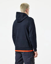 Załaduj obraz do przeglądarki galerii, WEEKEND OFFENDER BOTNEN HOODIE LEO GREGORY NAVY BLUZA
