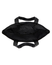 Załaduj obraz do przeglądarki galerii, FRED PERRY COLOUR BLOCK GRAPHIC TOTE BAG BLACK TORBA

