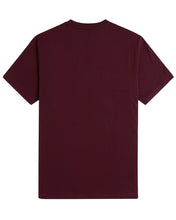 Załaduj obraz do przeglądarki galerii, FRED PERRY EMBROIDERED OXBLOOD T-SHIRT
