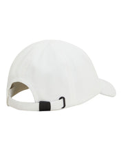 Załaduj obraz do przeglądarki galerii, Fred Perry Sportswear Graphic Cap Snow White czapka z daszkiem
