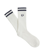 Load image into Gallery viewer, Fred Perry Tennis Socks White skarpetki

