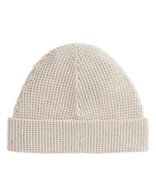 Load image into Gallery viewer, Fred Perry Waffle Knit Beanie Porridge Marl Czapka Zimowa
