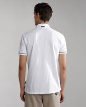Load image into Gallery viewer, NAPAPIJRI E-WHALE BRIGHT WHITE KOSZULKA POLO
