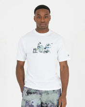 Załaduj obraz do przeglądarki galerii, PEACEFUL HOOLIGAN CAMO DOVE WHITE T-SHIRT
