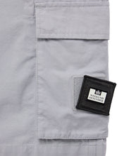 Załaduj obraz do przeglądarki galerii, WEEKEND OFFENDER MASCIA CARGO SMOKEY GREY SPODENKI
