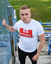 Załaduj obraz do przeglądarki galerii, WEEKEND OFFENDER POLSKA EURO SERIES WHITE T-SHIRT
