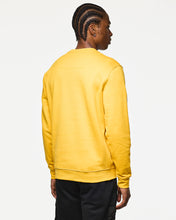 Załaduj obraz do przeglądarki galerii, WEEKEND OFFENDER RAVAL CREW HONEY YELLOW BLUZA
